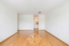 Freundliche 1,5-Zimmer-Wohnung mit TG-Stellplatz und Balkon - Wohnzimmer